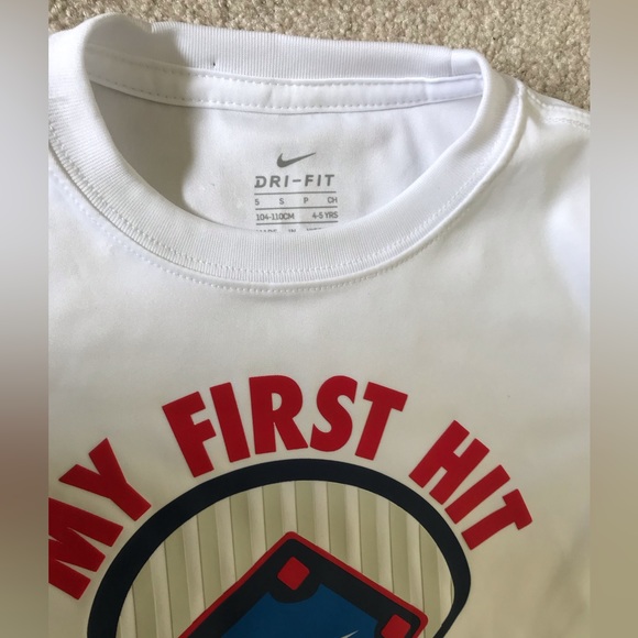 NIKE BOYS’ SIZE 5 TWO PIECE MADE SET - Picture 3 of 4